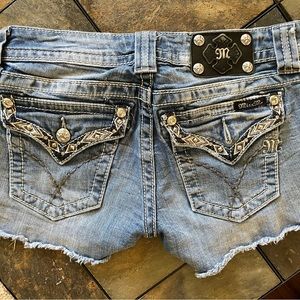 Size 27 MISSME shorts